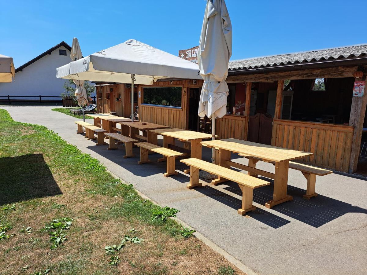 Glamping House Ranc Luze Ξενοδοχείο Εξωτερικό φωτογραφία